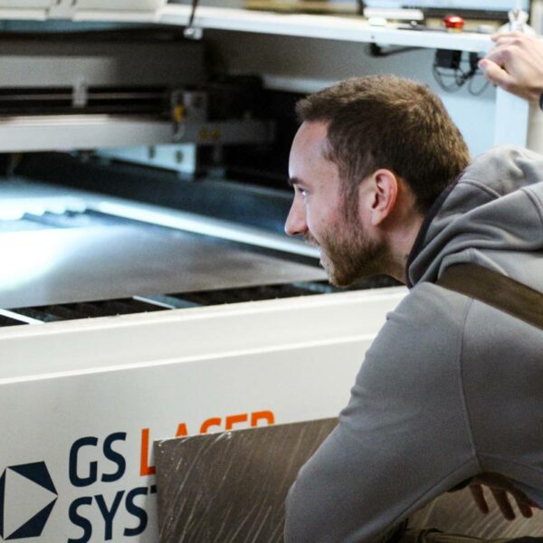 Visit our makerspace Berlin.