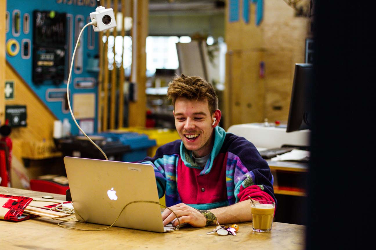 Read more about the article Artist, inventor, laser cutter pro – Meet Marvin