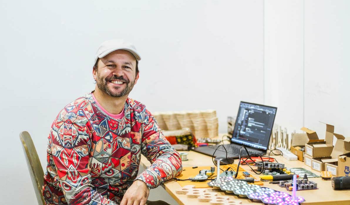 Get to know our Berlin artists such as Robin Baumgarten and his art installations!