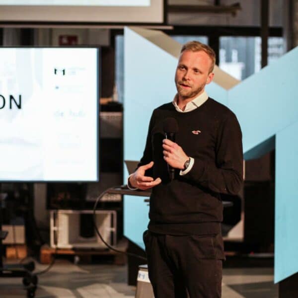 Get to know Rene Giese the program manager of our iot talent program.