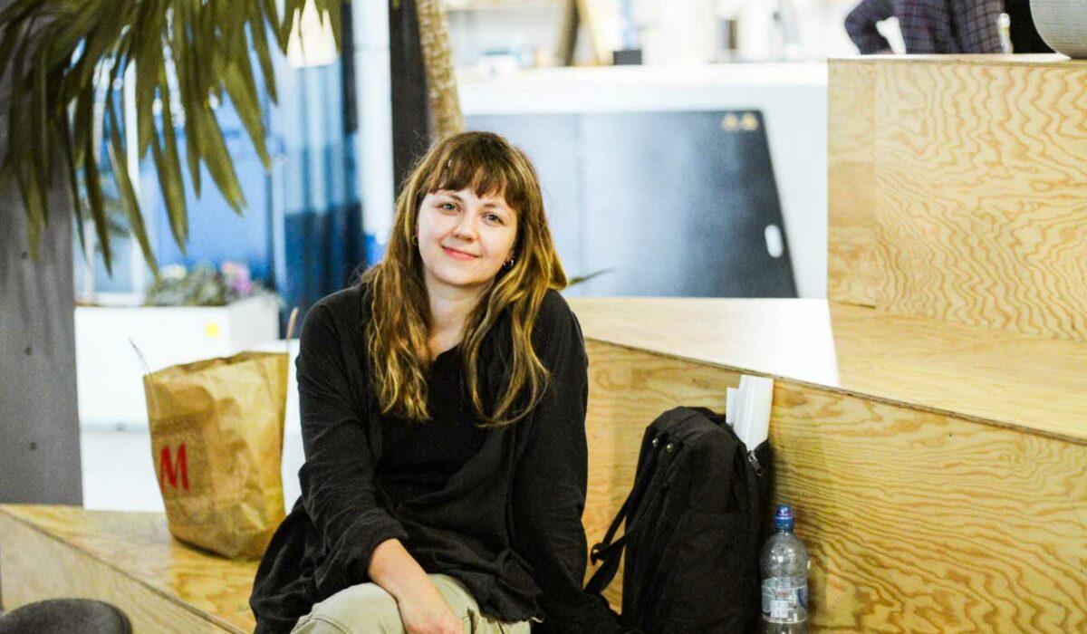 Orsi is an artist and designer with a passion for textiles, structures, modular design, computational design, 3d design and innovation.