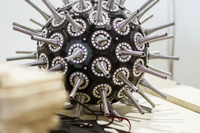 Der Quantendschungel-Ball, hergestellt im MotionLab.Berlin von Robin Baumgarten